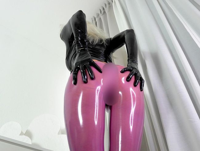 CandyXS Porno Video: fi** MICH in meiner fi**schlitz-Latexleggings!